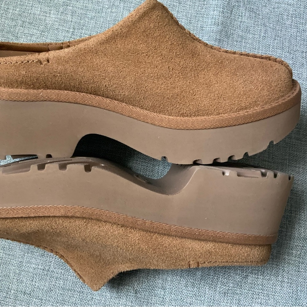 Ugg New Heights Clog size 9 Chestnut